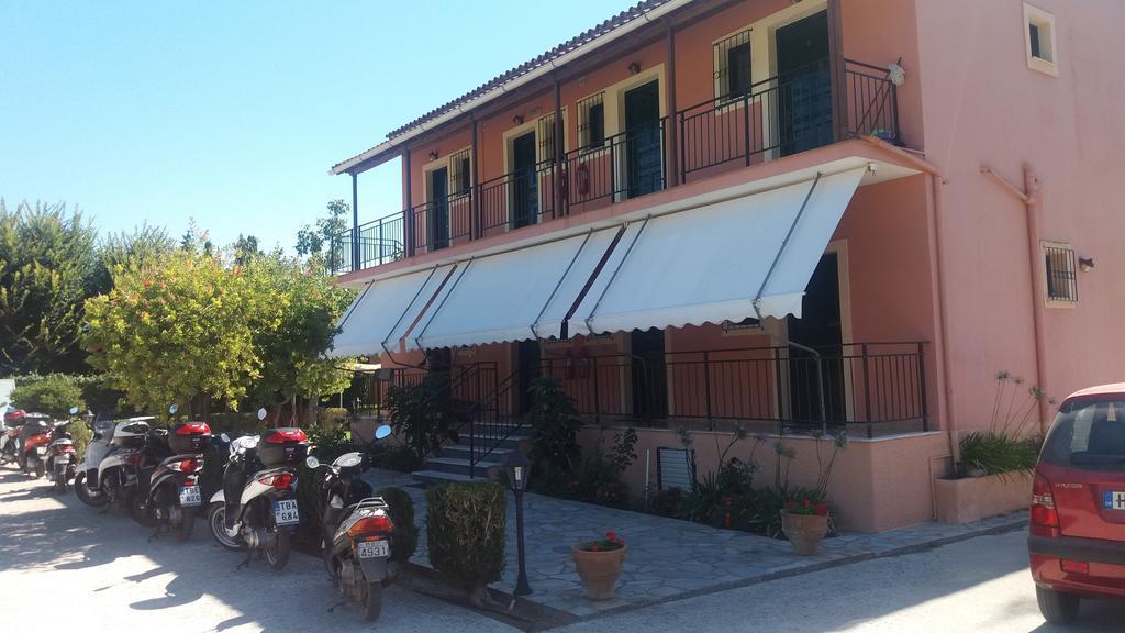 Gregory-Vassilis Apartments Dassia  Exterior foto